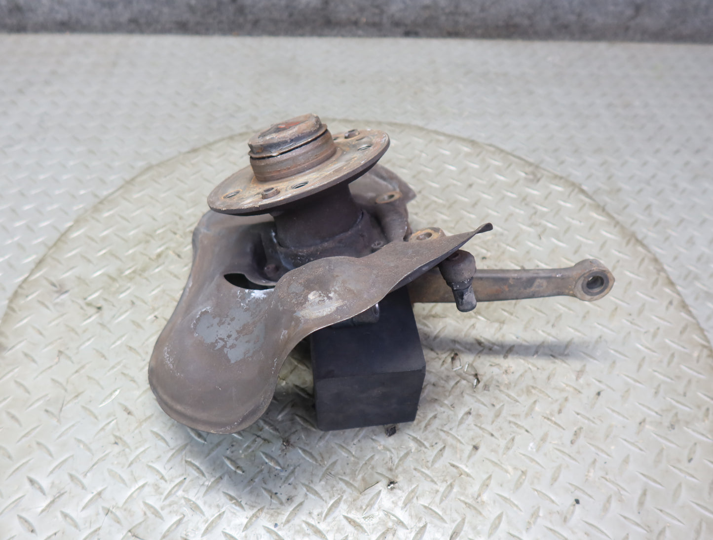 86-89 Mercedes R107 560SL Front Right Spindle Knuckle Wheel Hub Bearing 86K OEM