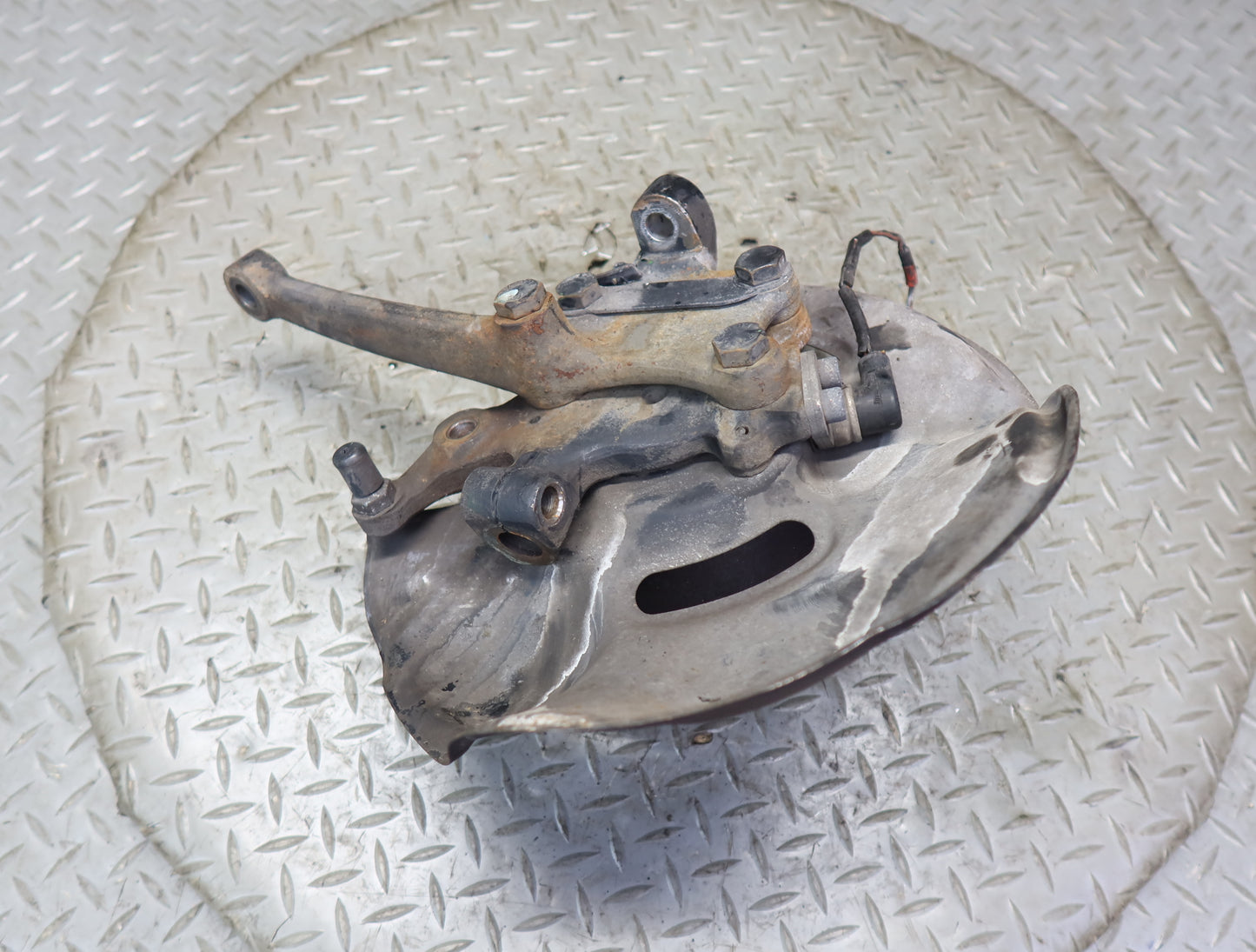 86-89 Mercedes R107 560SL Front Right Spindle Knuckle Wheel Hub Bearing 86K OEM