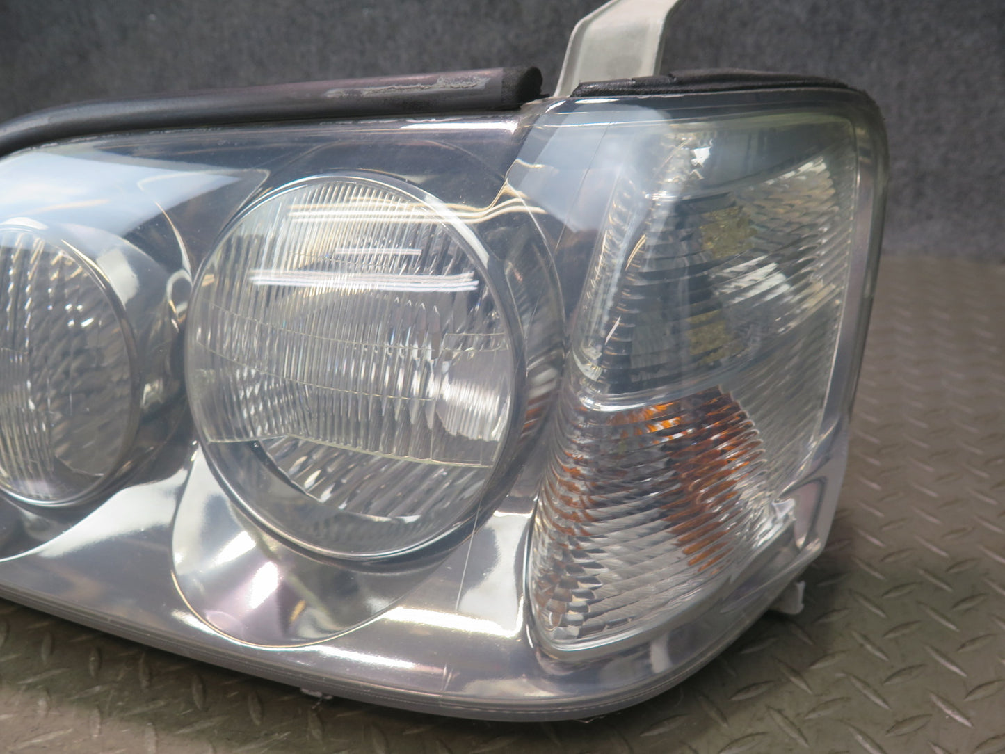 99-01 Toyota Crown JZS175 Front Left Xenon HID Headlight Lamp OEM