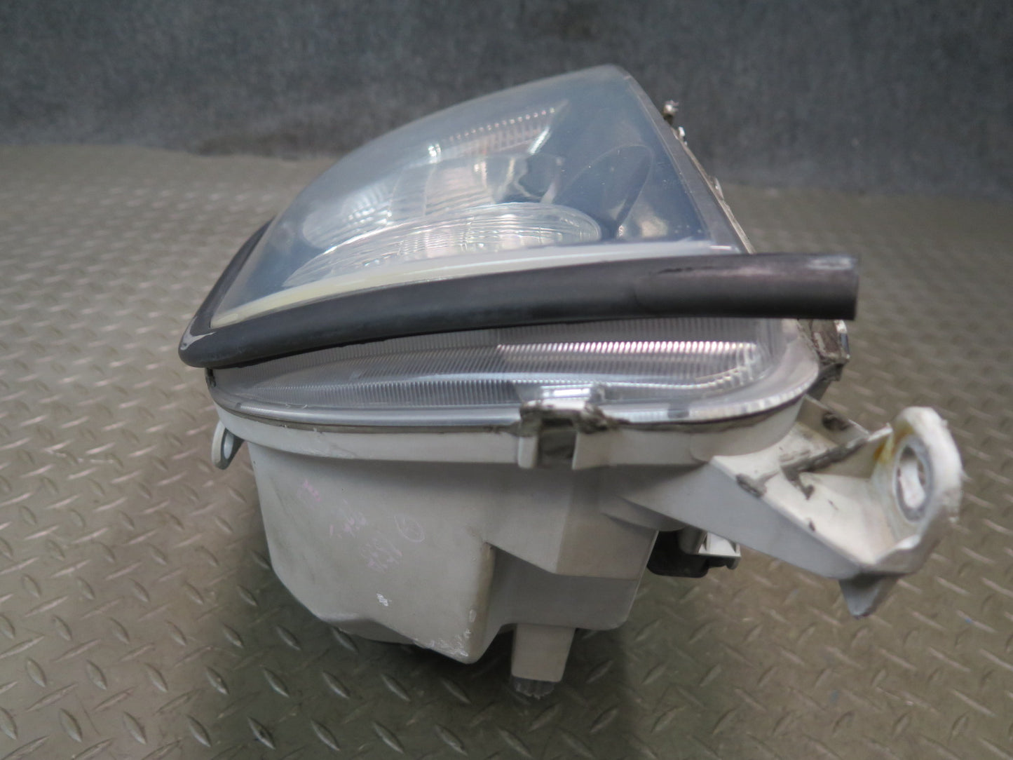 99-01 Toyota Crown JZS175 Front Left Xenon HID Headlight Lamp OEM