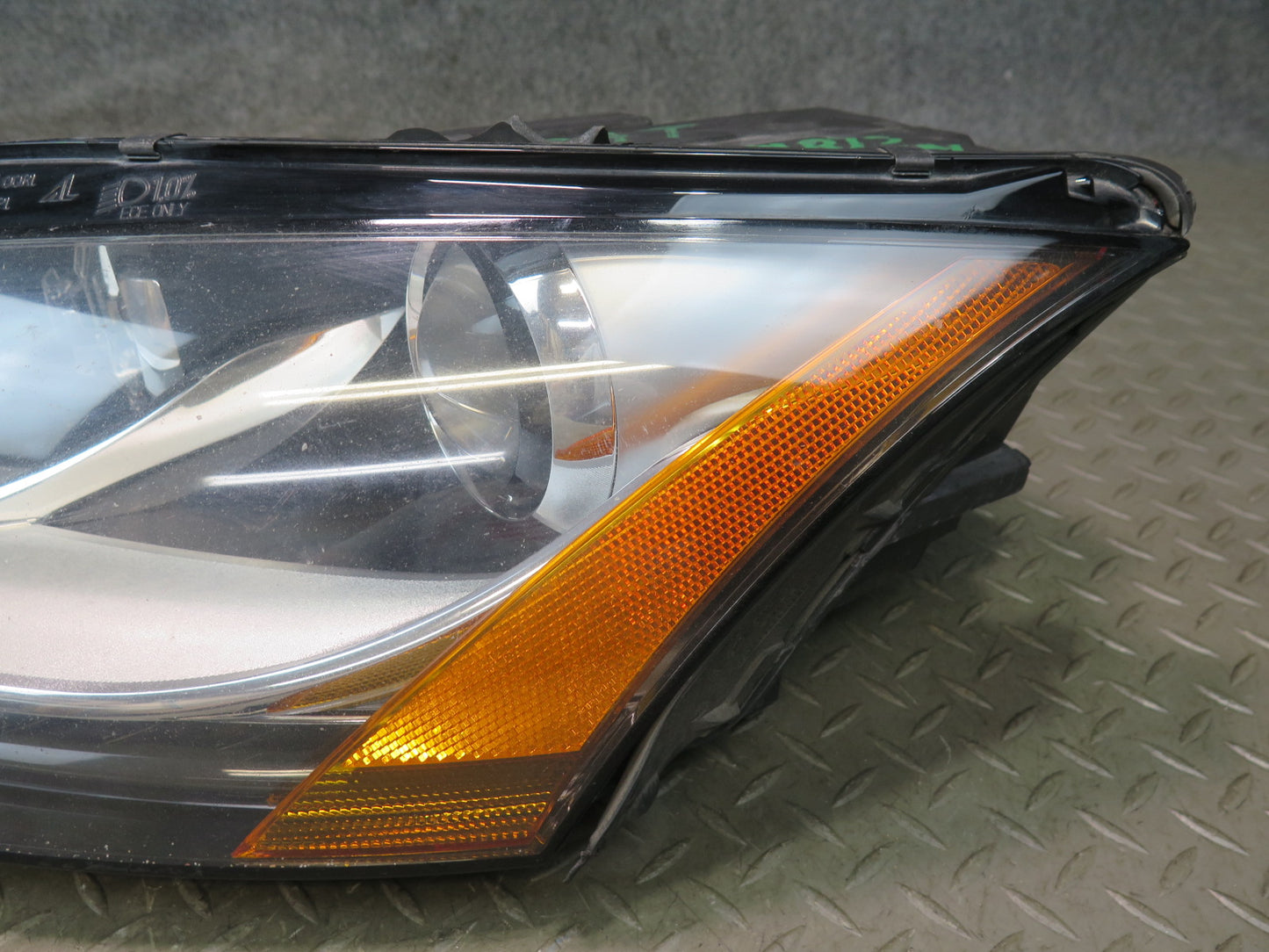 11-15 Audi 8J TT TTS Front Left Xenon HID Headlight Lamp w Ballast Damaged
