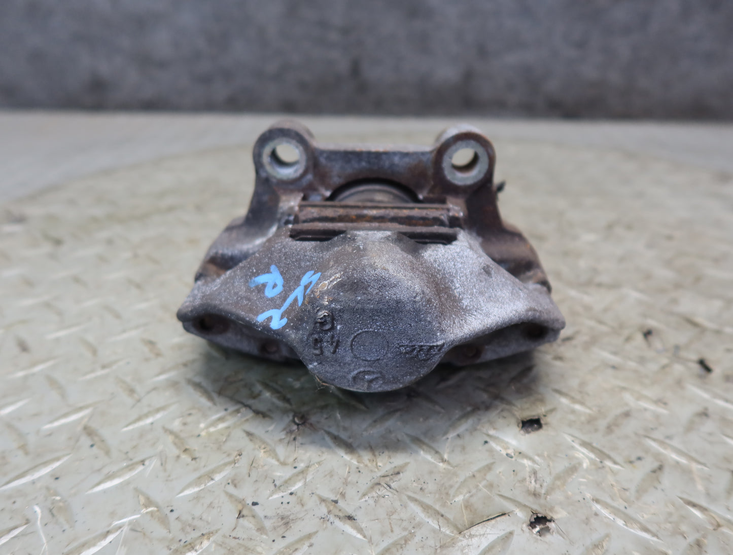 86-89 Mercedes R107 560SL Set of 2 Rear Left & Right Brake Caliper OEM