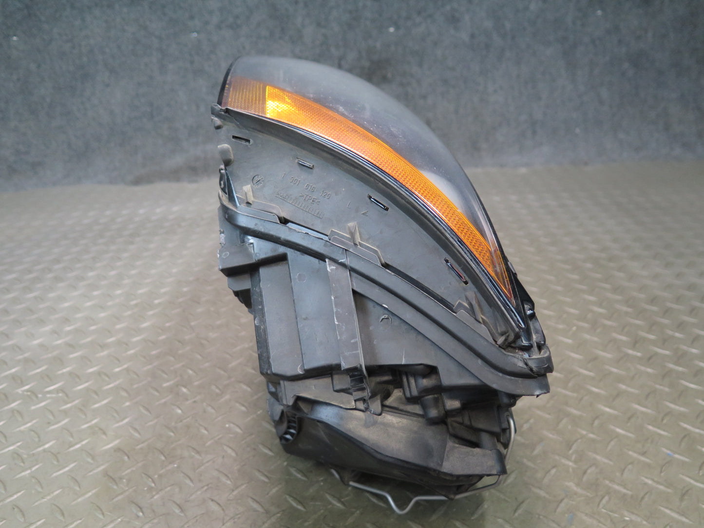 11-15 Audi 8J TT TTS Front Left Xenon HID Headlight Lamp w Ballast Damaged