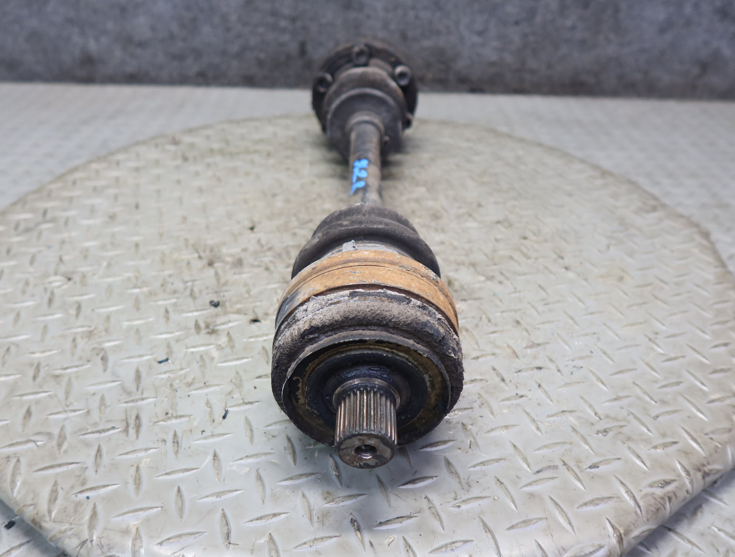 86-89 Mercedes R107 560SL Rear Right Suspension Axle Shaft 86K Miles OEM
