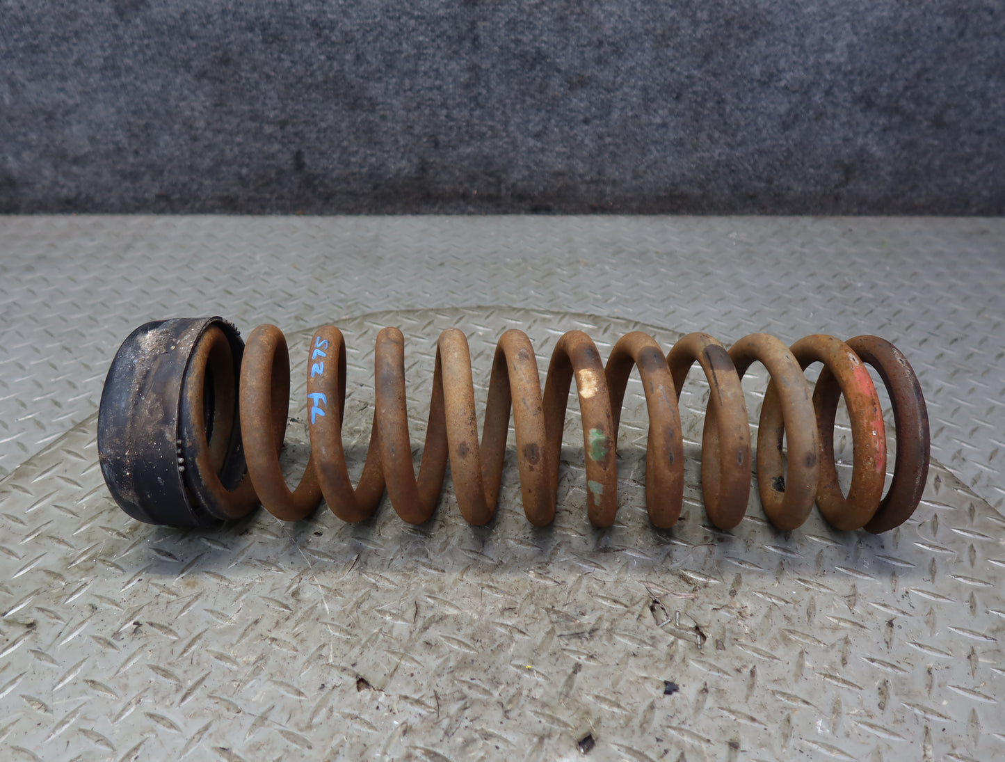 86-89 Mercedes R107 560SL Set of 2 Front Left & Right Coil Spring 86K Miles OEM