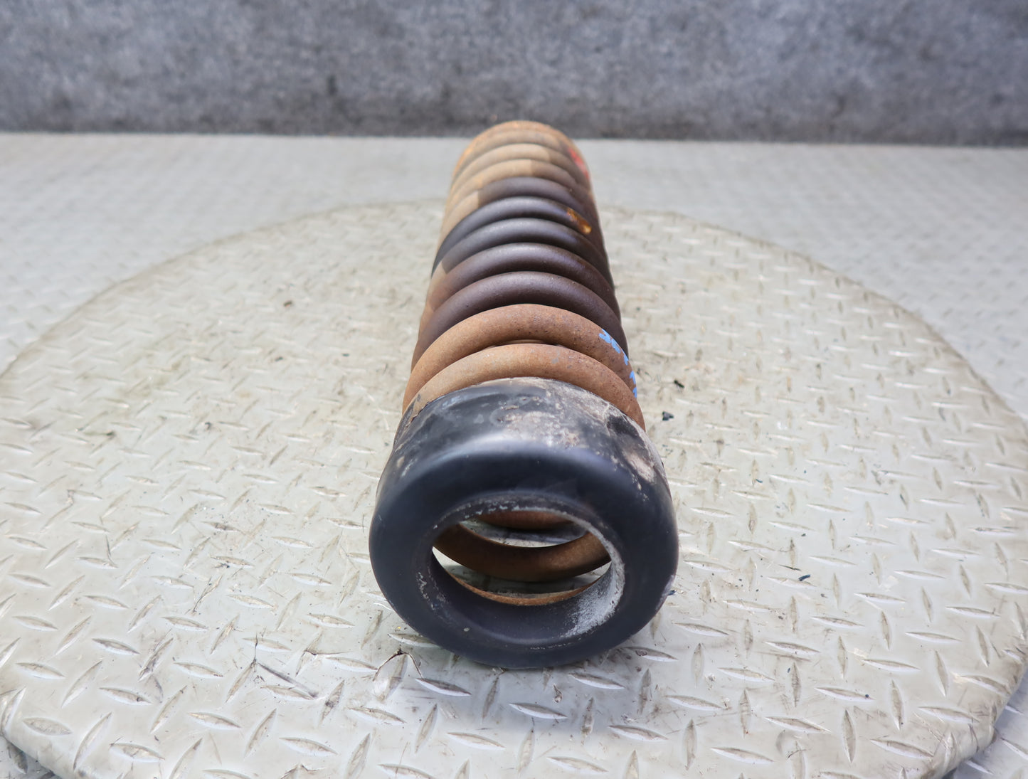 86-89 Mercedes R107 560SL Set of 2 Front Left & Right Coil Spring 86K Miles OEM
