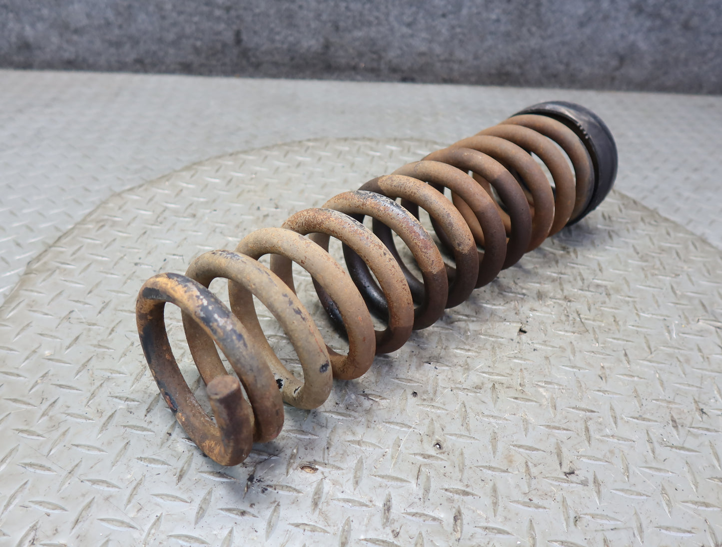 86-89 Mercedes R107 560SL Set of 2 Front Left & Right Coil Spring 86K Miles OEM