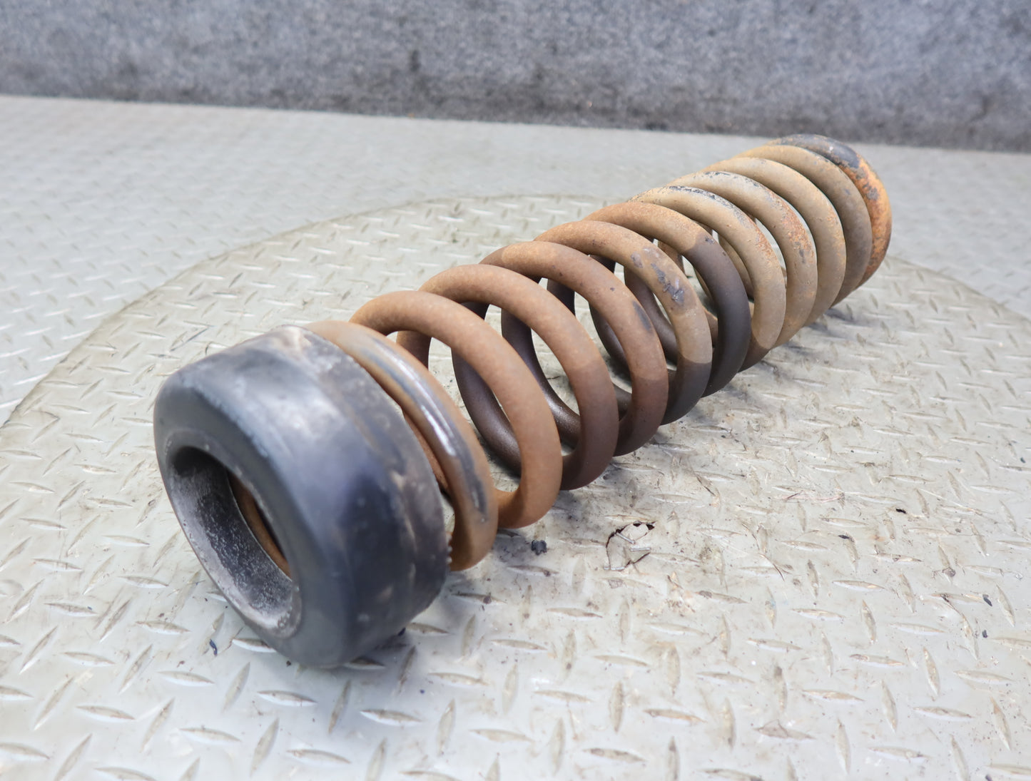 86-89 Mercedes R107 560SL Set of 2 Front Left & Right Coil Spring 86K Miles OEM