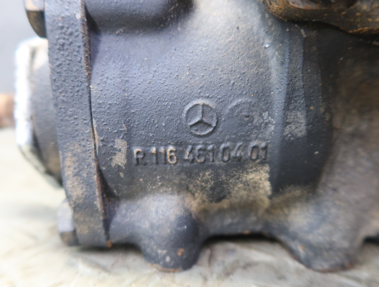 86-89 Mercedes R107 560SL Power Steering Gearbox Gear Box 86k Miles OEM