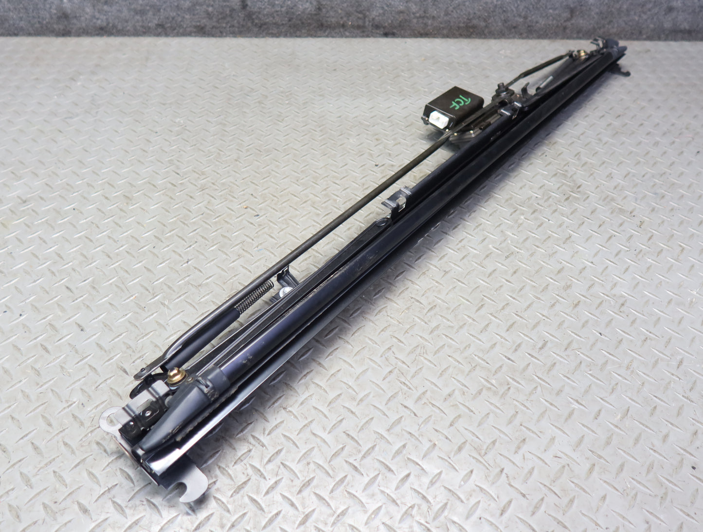 99-01 Toyota Crown JZS175 Rear Back Window Power Sun Shade Glass Cover Blind OEM