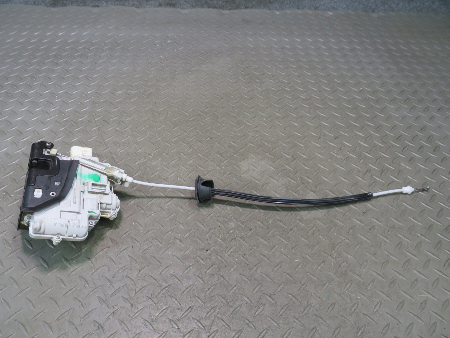 10-15 Audi 4L Q7 Rear Right Door Lock Latch Actuator 3C4839016D OEM