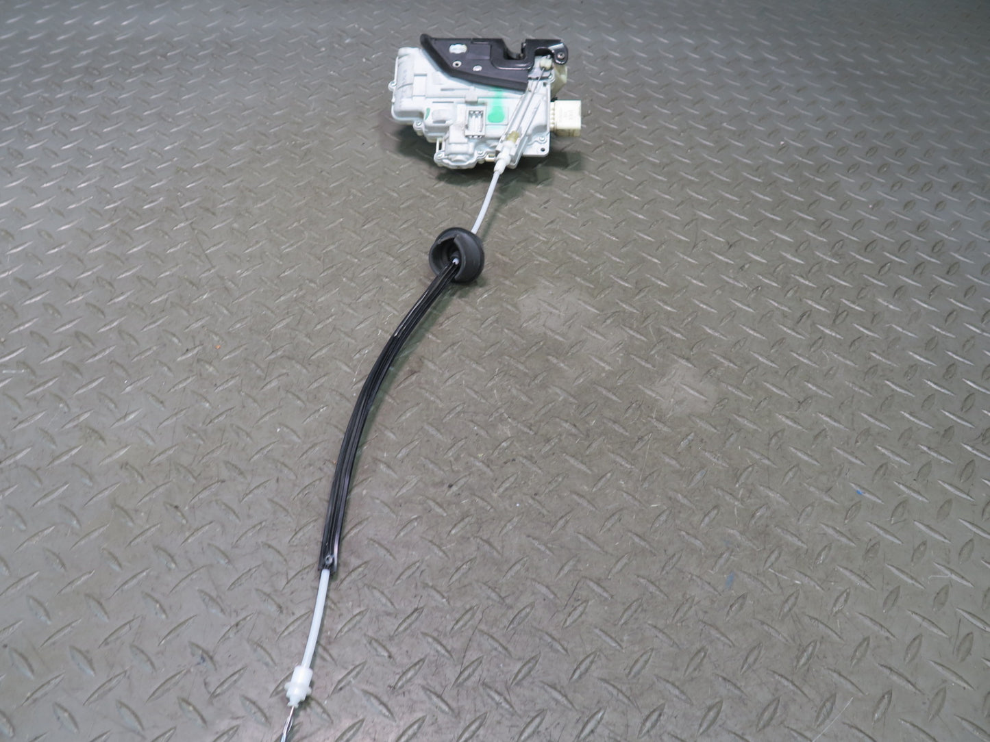 10-15 Audi 4L Q7 Rear Right Door Lock Latch Actuator 3C4839016D OEM