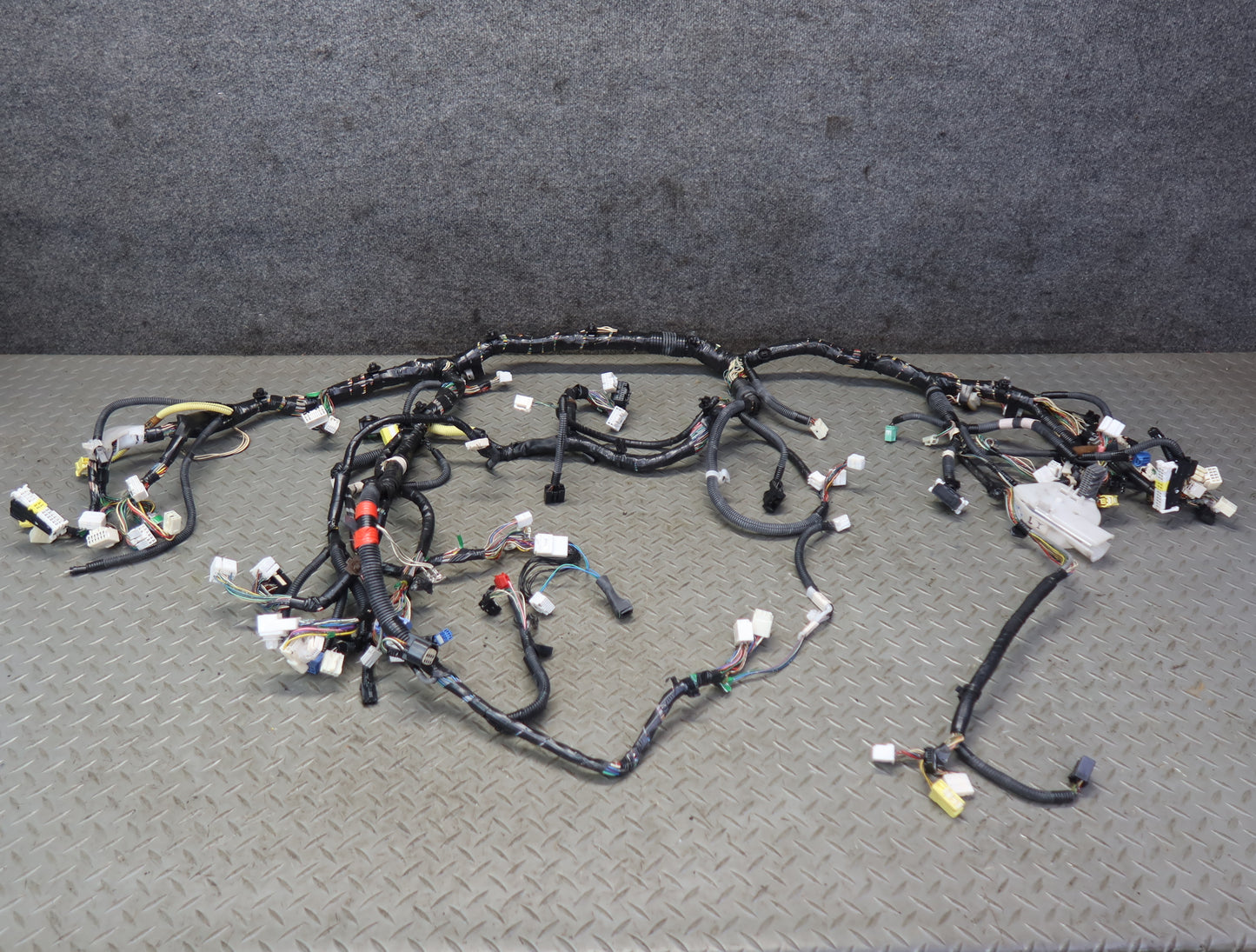 99-01 Toyota Crown JZS175 Dash Instrument Panel Wire Wiring Harness OEM