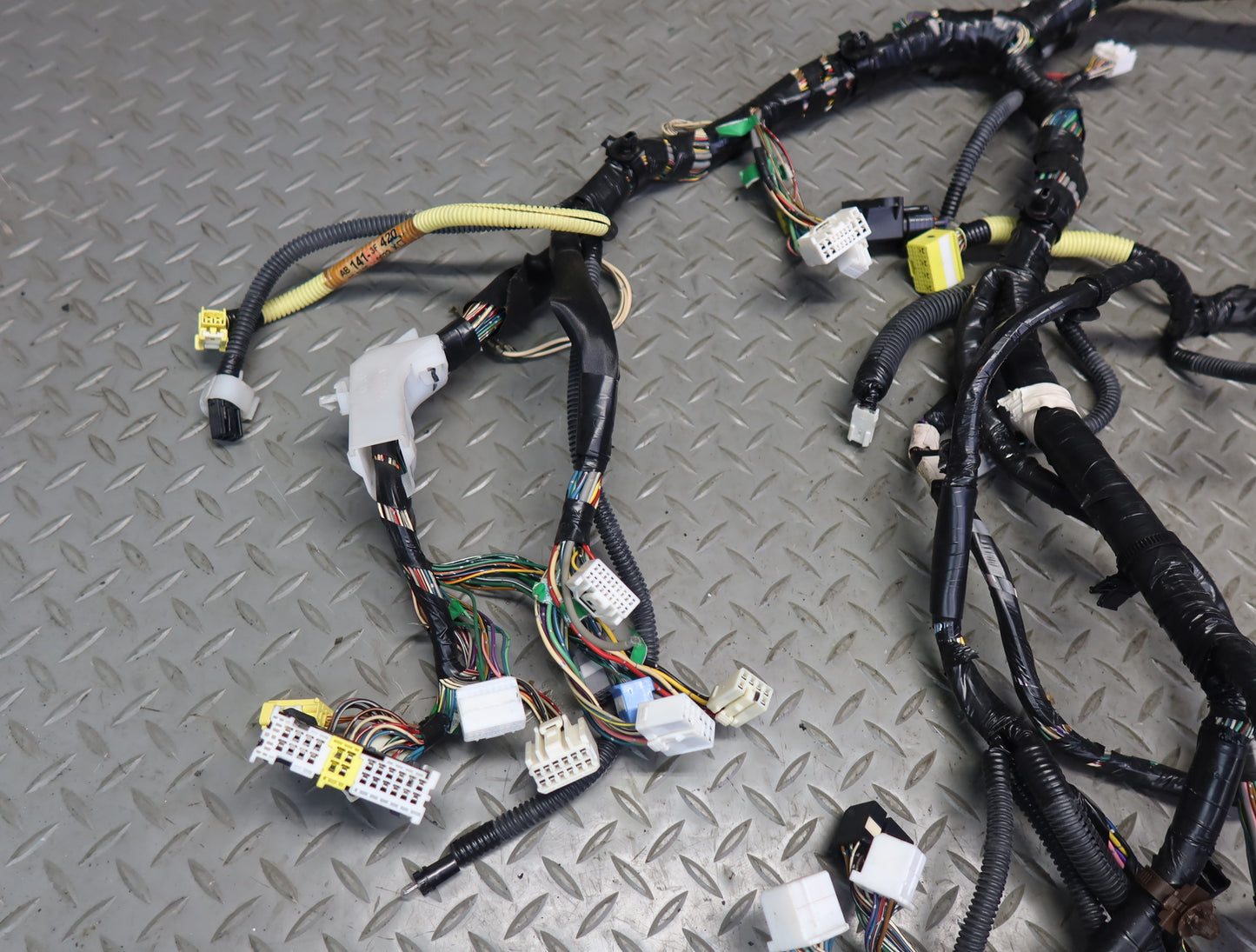99-01 Toyota Crown JZS175 Dash Instrument Panel Wire Wiring Harness OEM