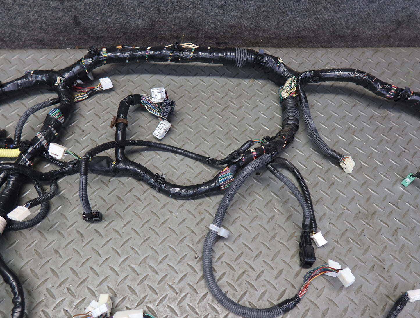 99-01 Toyota Crown JZS175 Dash Instrument Panel Wire Wiring Harness OEM