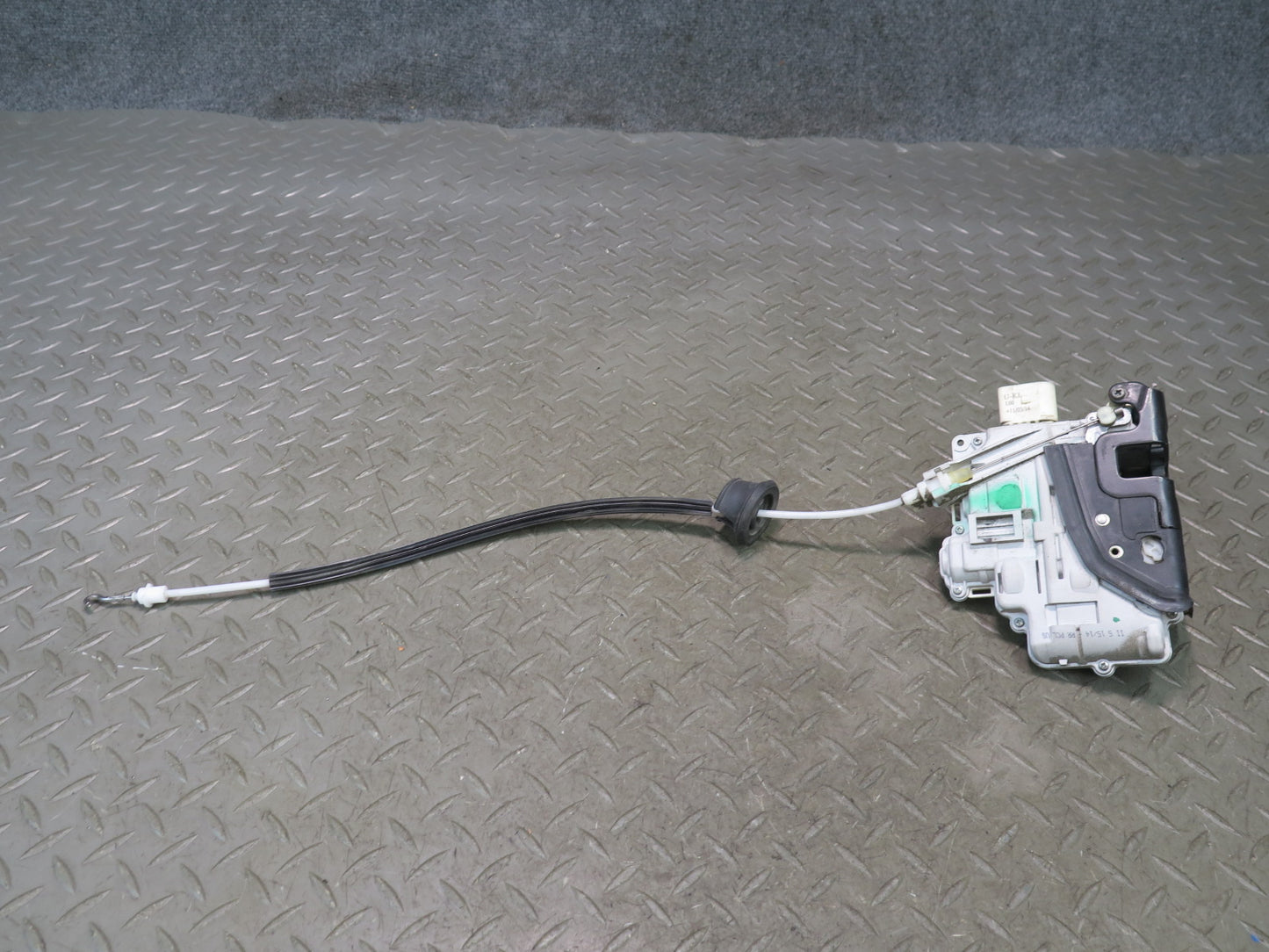 10-15 Audi 4L Q7 Rear Left Door Lock Latch Actuator 3C4839015D OEM