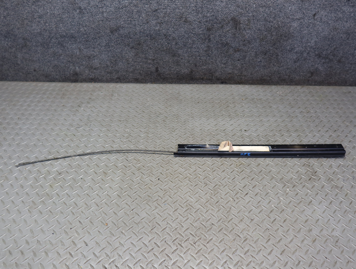 1983-1989 Porsche 928 Sunroof Moonroof Slide Guide Tube Rail Set
