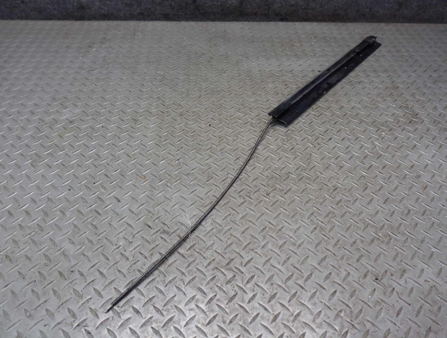 1983-1989 Porsche 928 Sunroof Moonroof Slide Guide Tube Rail Set
