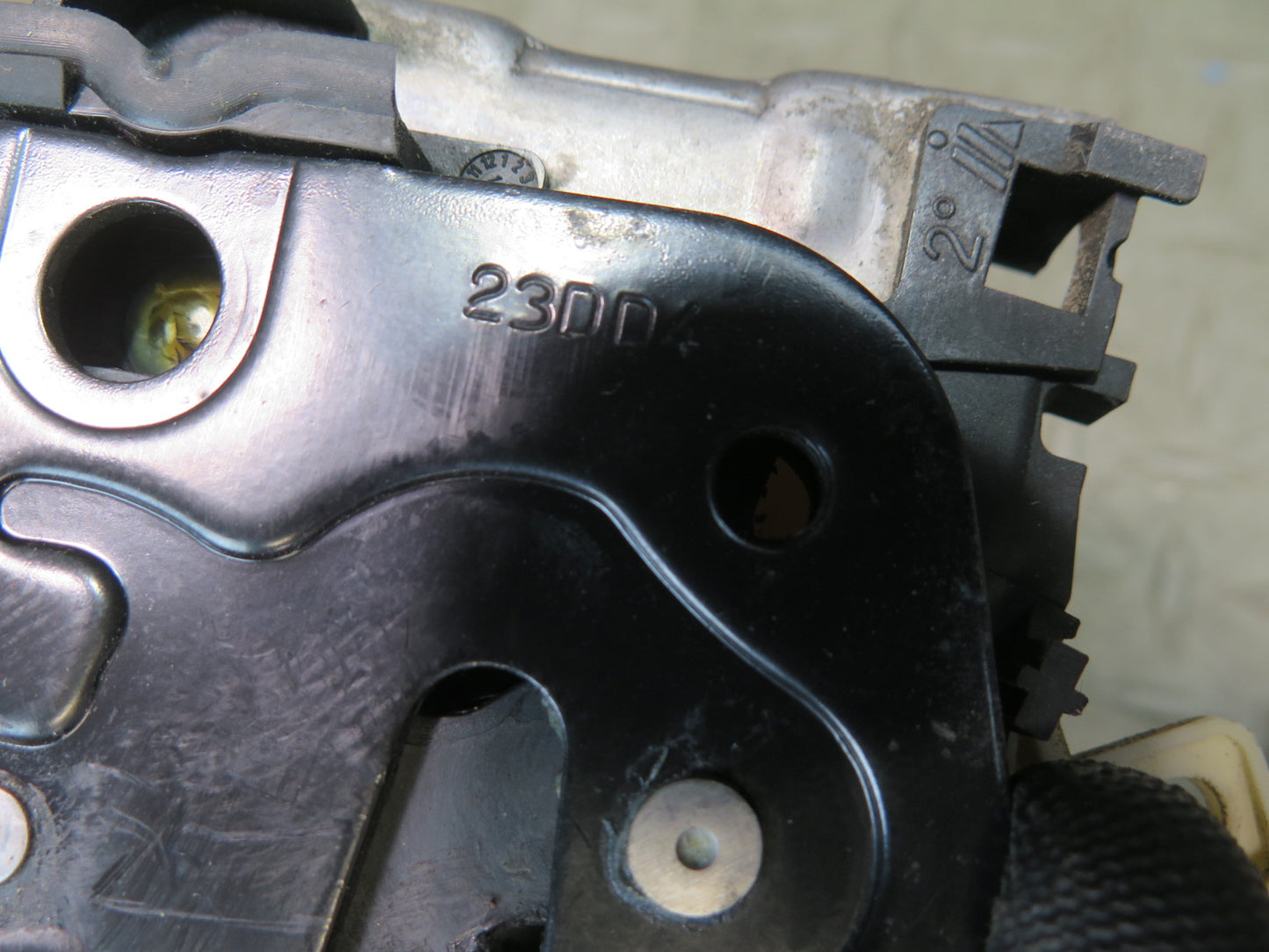 10-15 Audi 4L Q7 Front Right Door Lock Latch Actuator 8J1837016D OEM