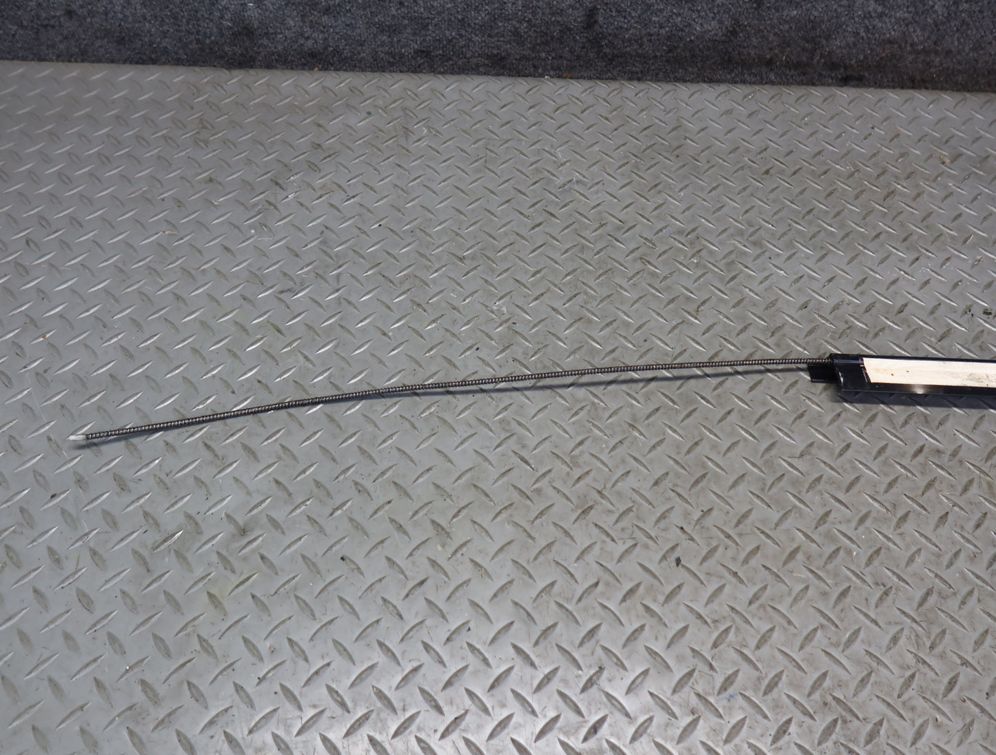 1983-1989 Porsche 928 Sunroof Moonroof Slide Guide Tube Rail Set