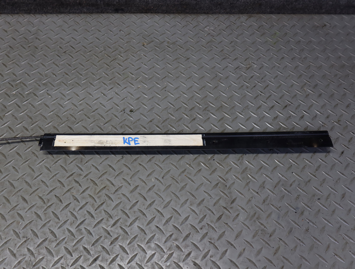 1983-1989 Porsche 928 Sunroof Moonroof Slide Guide Tube Rail Set