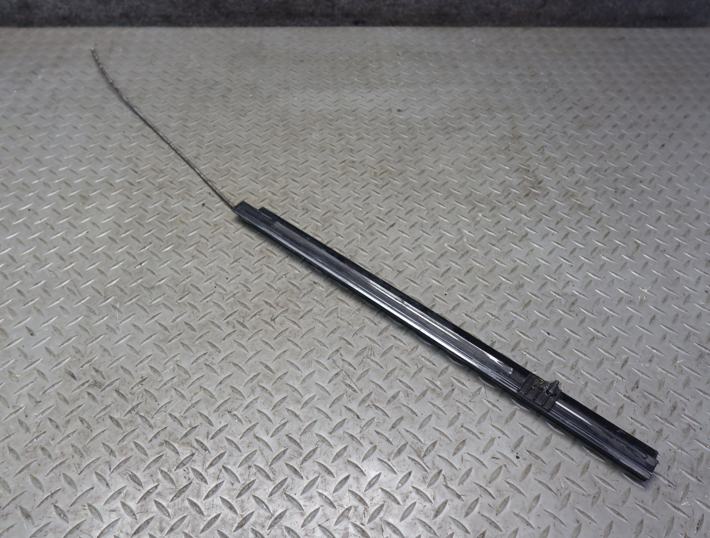1983-1989 Porsche 928 Sunroof Moonroof Slide Guide Tube Rail Set