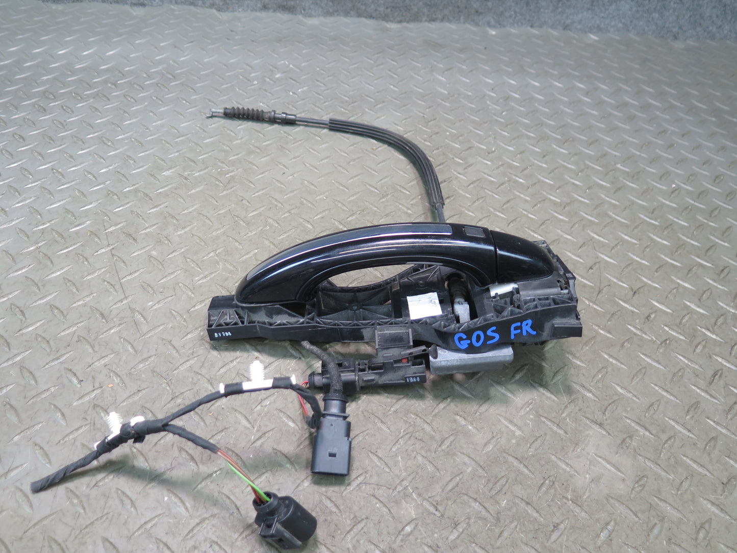 07-15 Audi 4L Q7 Front Right Door Exterior Handle w Keyless Entry OEM