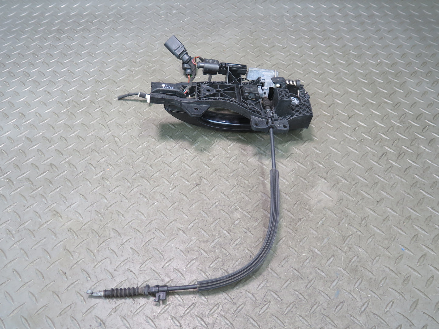 07-15 Audi 4L Q7 Front Right Door Exterior Handle w Keyless Entry OEM