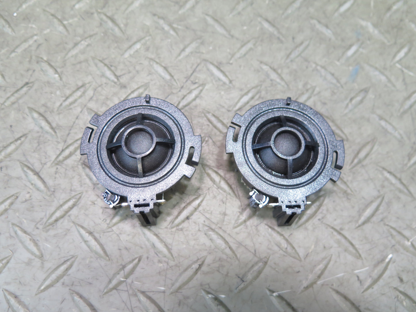 07-15 Audi 4L Q7 Set of 2 Front or Rear Door Tweeter Speaker 4F0035399A OEM