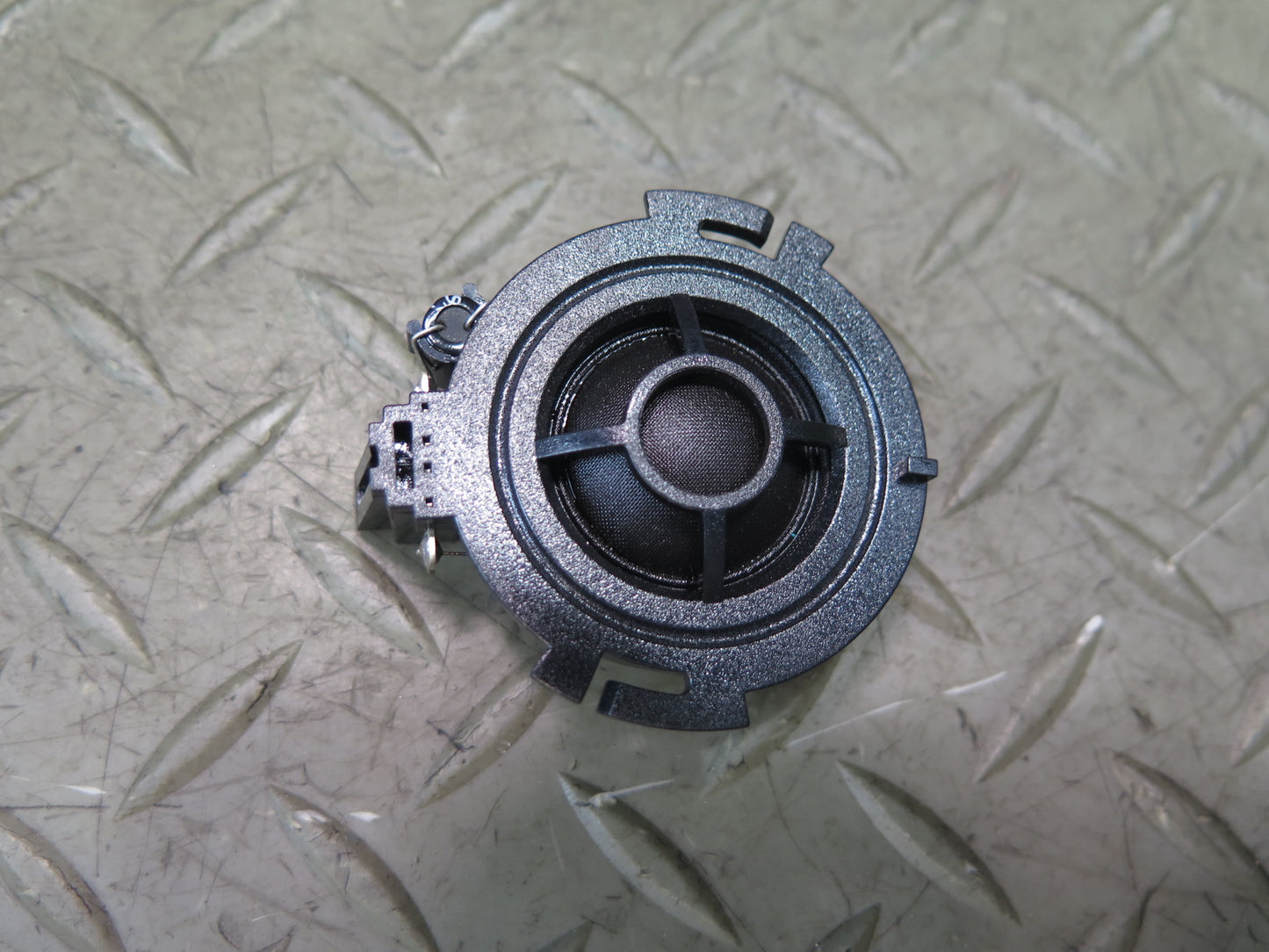 07-15 Audi 4L Q7 Set of 2 Front or Rear Door Tweeter Speaker 4F0035399A OEM
