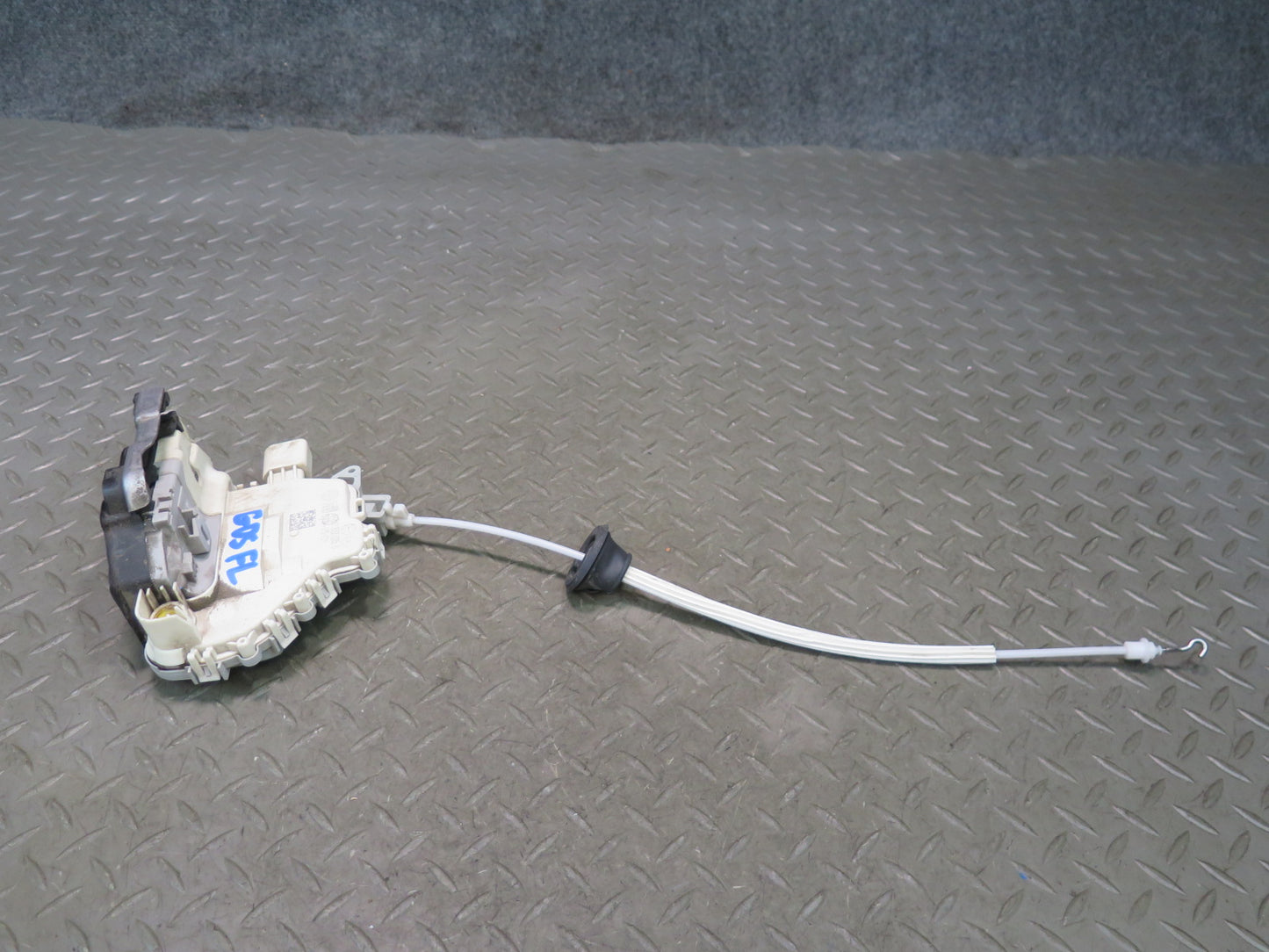 10-15 Audi 4L Q7 Front Left Door Lock Latch Actuator 8J1837015D OEM