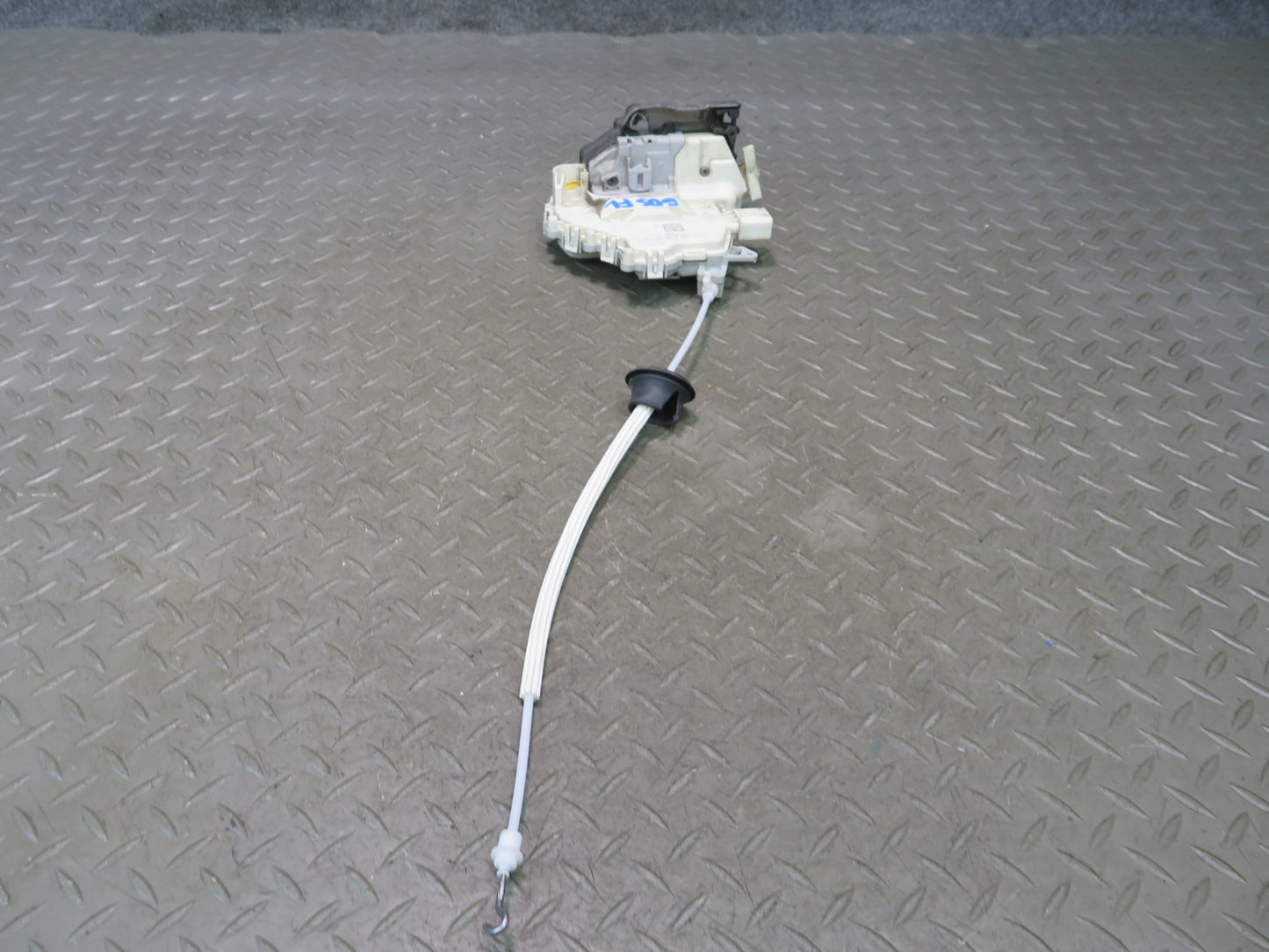 10-15 Audi 4L Q7 Front Left Door Lock Latch Actuator 8J1837015D OEM