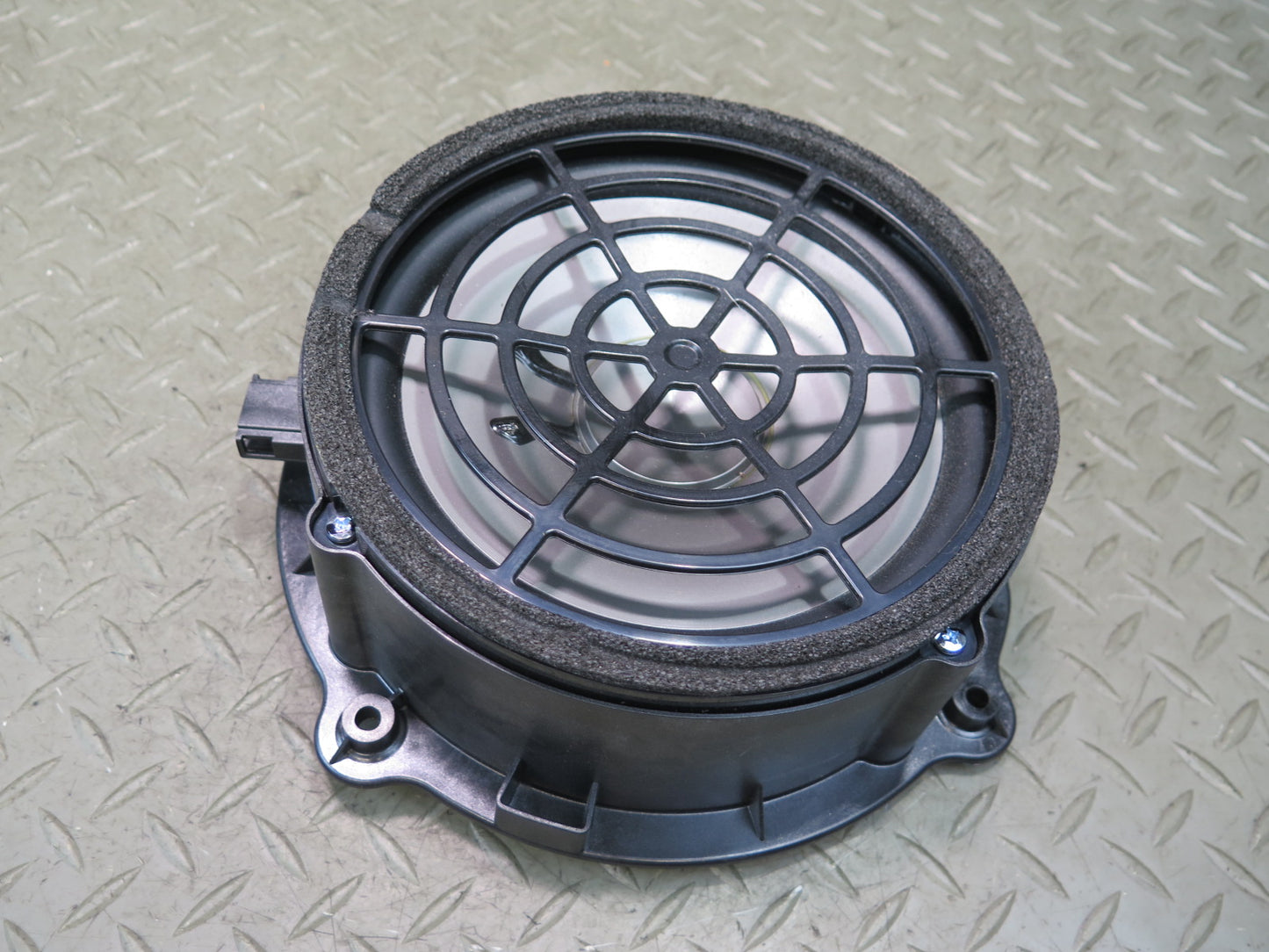 07-15 Audi 4L Q7 Set of 2 Front Left & Right Door Bose Speaker 4L0035415B OEM