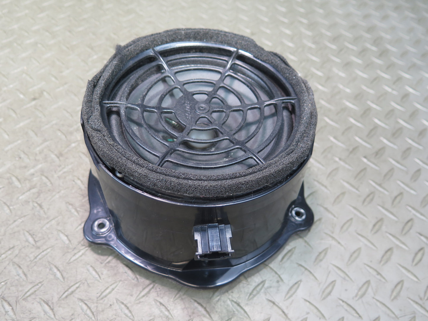 07-15 Audi 4L Q7 Set of 2 Rear Left & Right Door Bose Speaker 4F0035415B OEM
