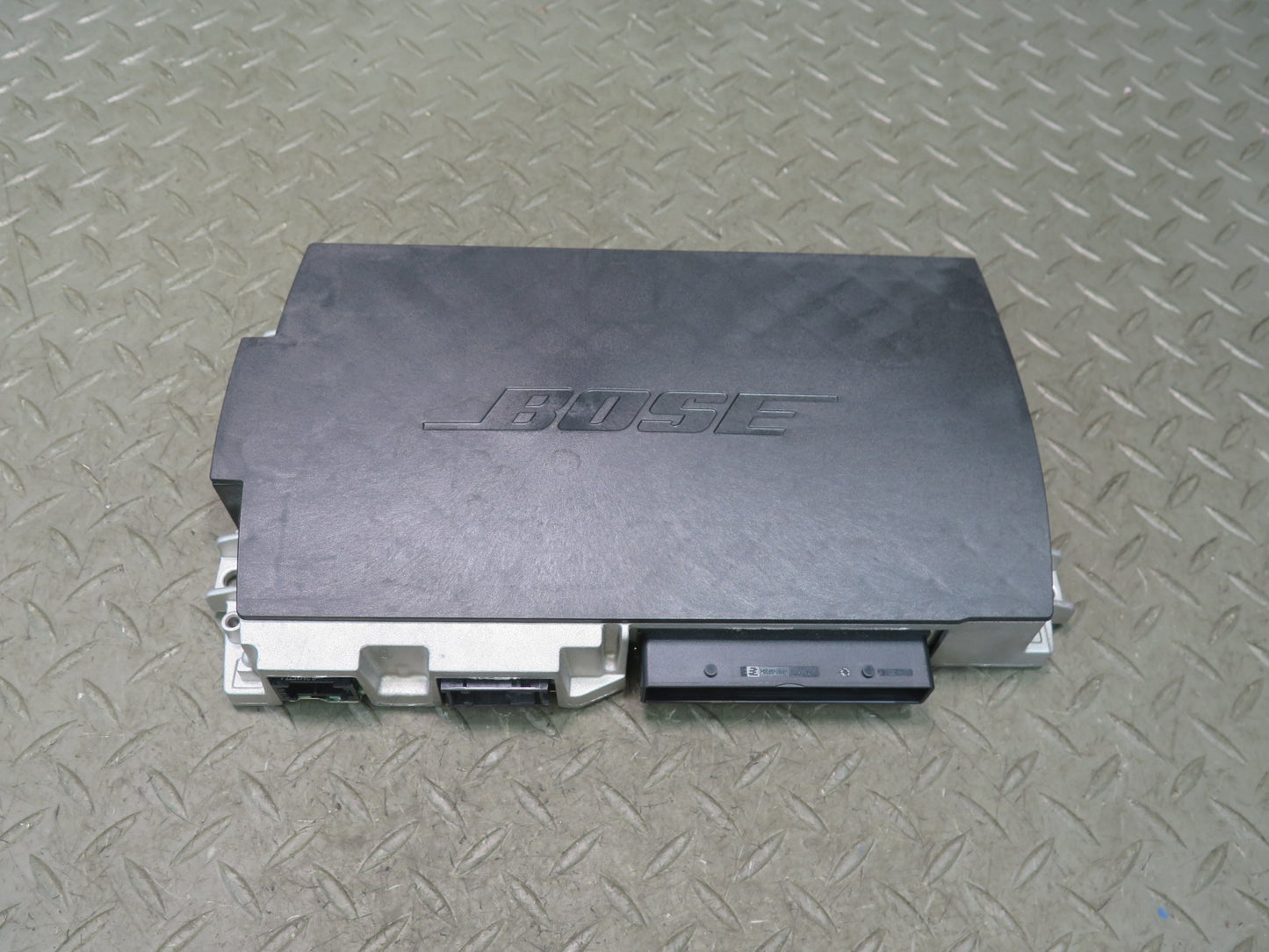 12-15 Audi 4L Q7 Bose Audio System Amplifier AMP 4L0035223J OEM