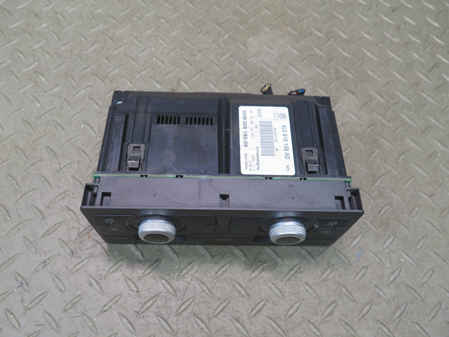 10-15 Audi 4L Q7 Rear A/C Heater Climate Control Switch 4L0919158AD OEM