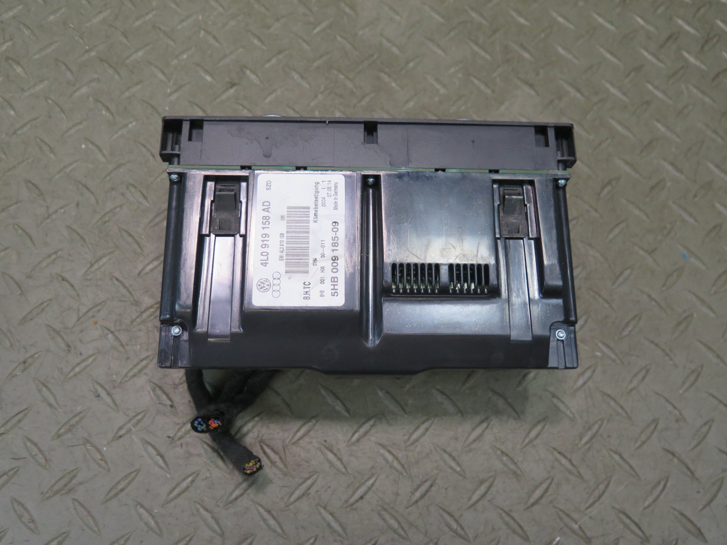 10-15 Audi 4L Q7 Rear A/C Heater Climate Control Switch 4L0919158AD OEM