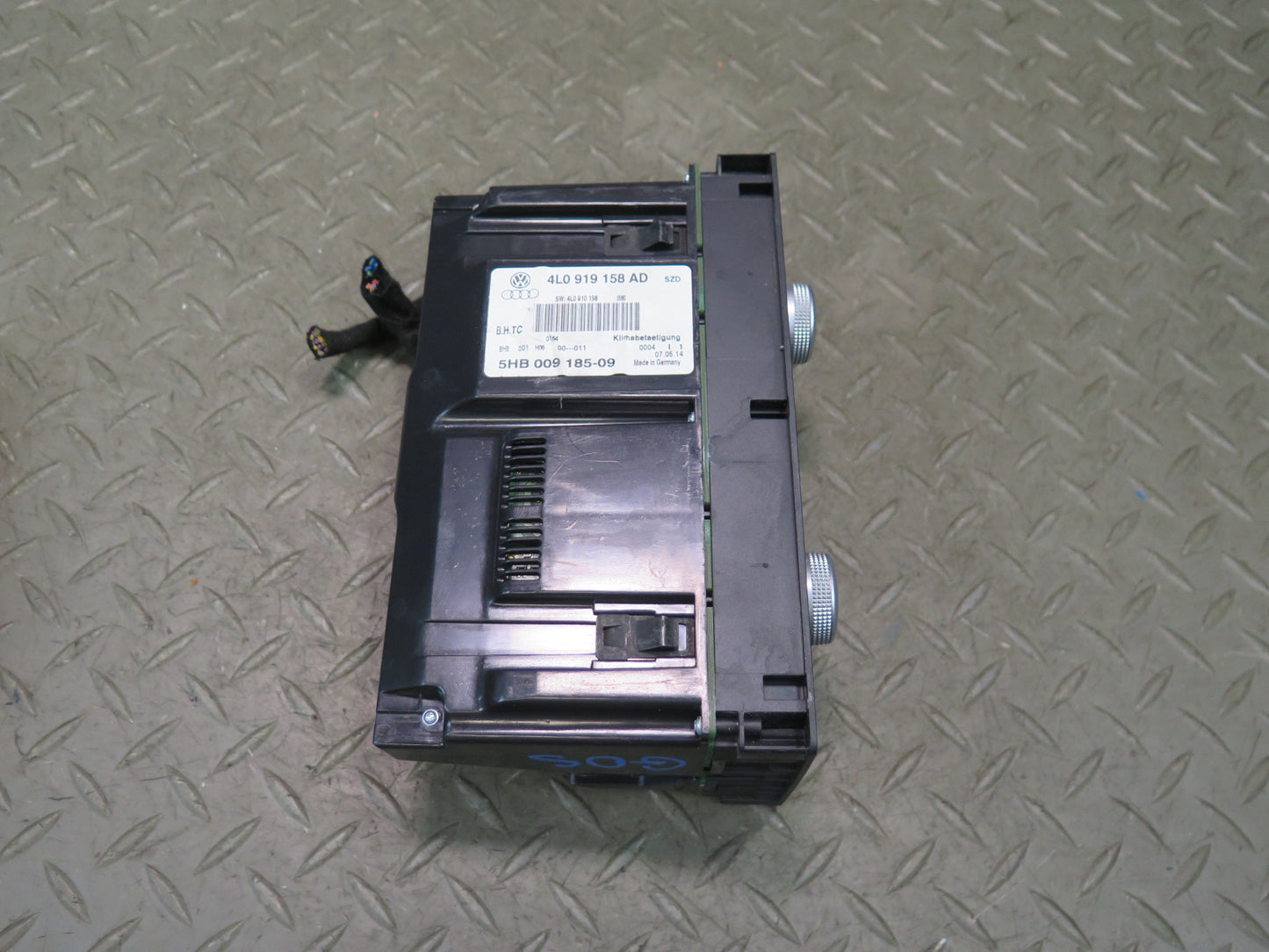 10-15 Audi 4L Q7 Rear A/C Heater Climate Control Switch 4L0919158AD OEM