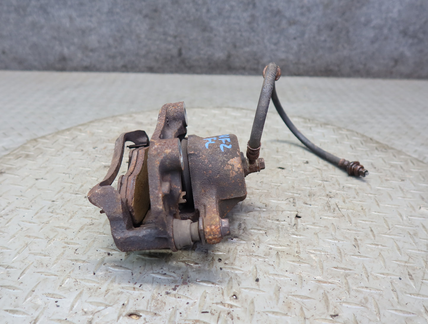 84-89 Nissan Z31 300ZX Set of 2 Front Left & Right Brake Caliper OEM