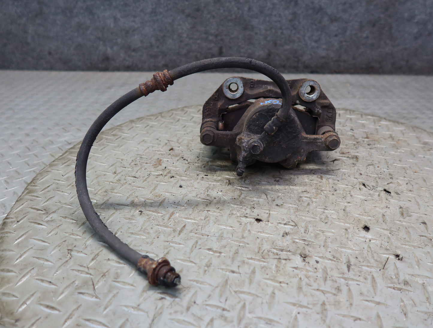 84-89 Nissan Z31 300ZX Set of 2 Front Left & Right Brake Caliper OEM