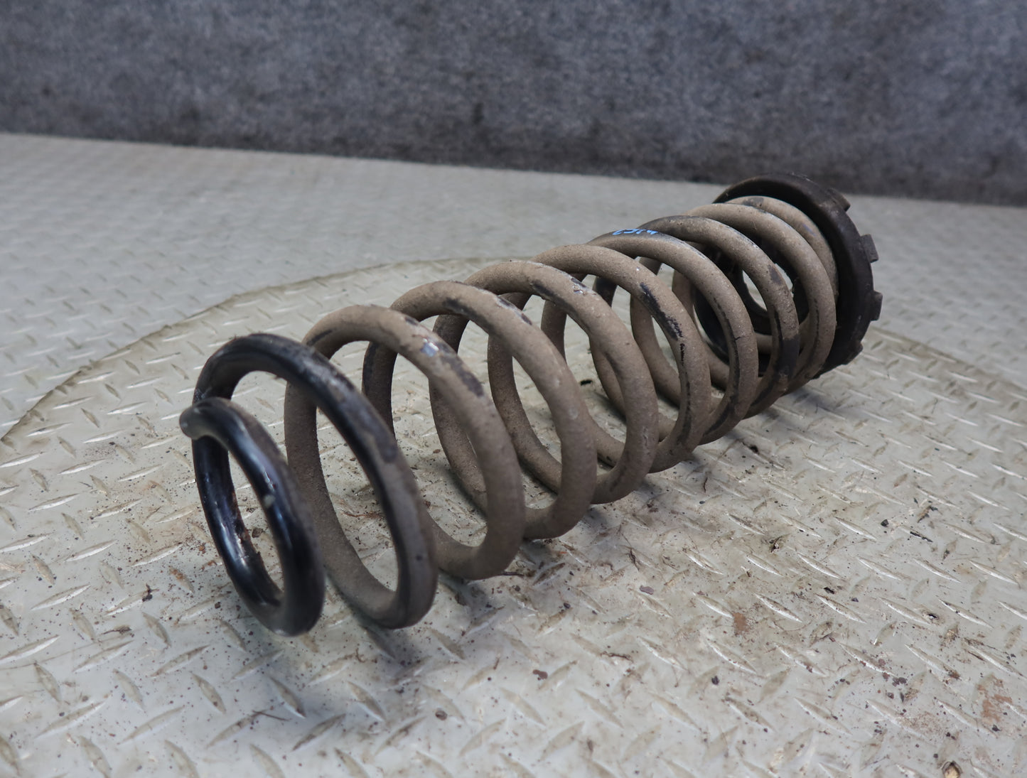 84-89 Nissan Z31 300ZX 2+0 NA Set of 2 Rear Left Right Coil Spring OEM