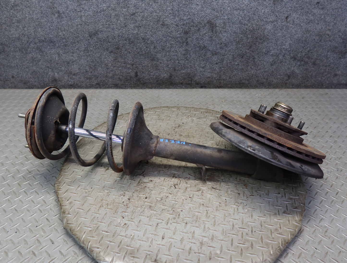 84-86 Nissan Z31 300ZX NA Front Right Spindle Knuckle Wheel Hub Strut Rotor OEM