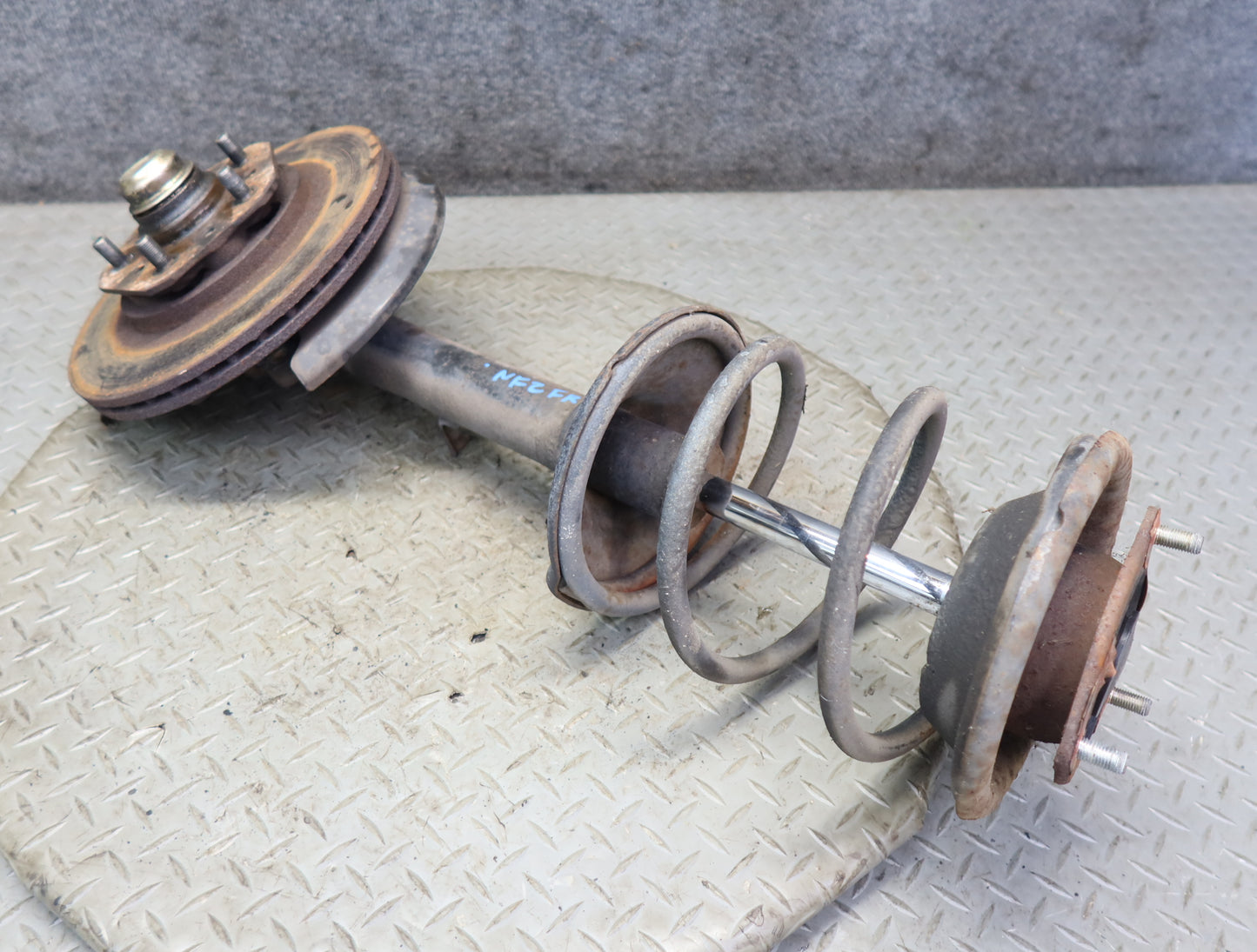 84-86 Nissan Z31 300ZX NA Front Right Spindle Knuckle Wheel Hub Strut Rotor OEM