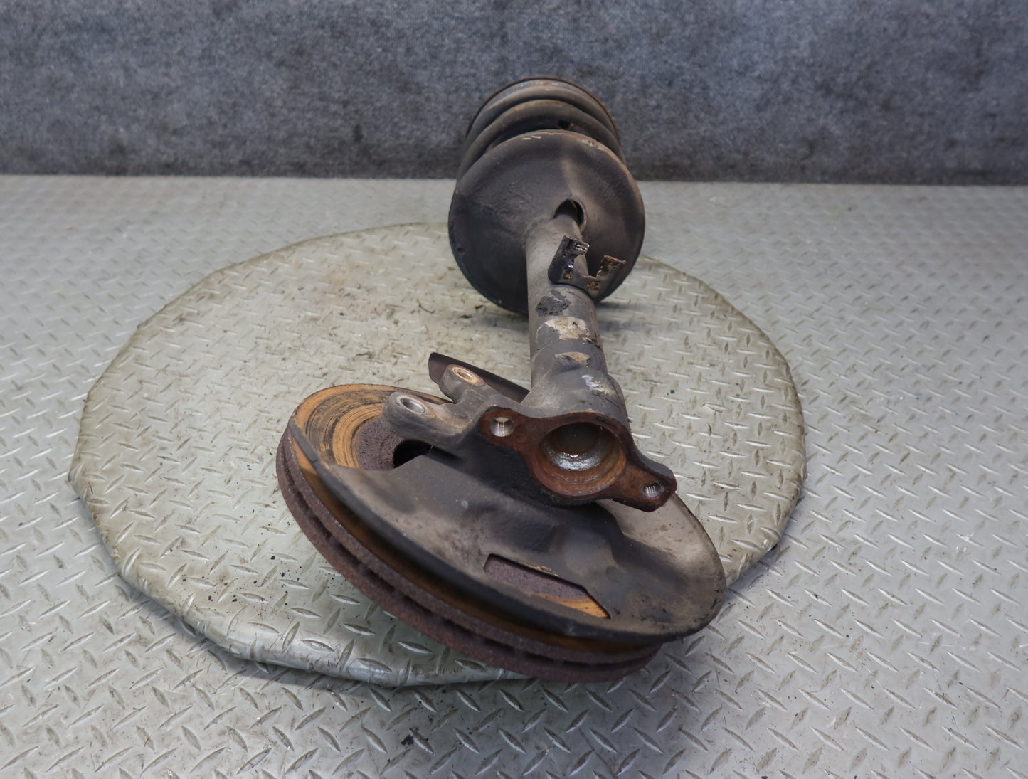 84-86 Nissan Z31 300ZX NA Front Right Spindle Knuckle Wheel Hub Strut Rotor OEM