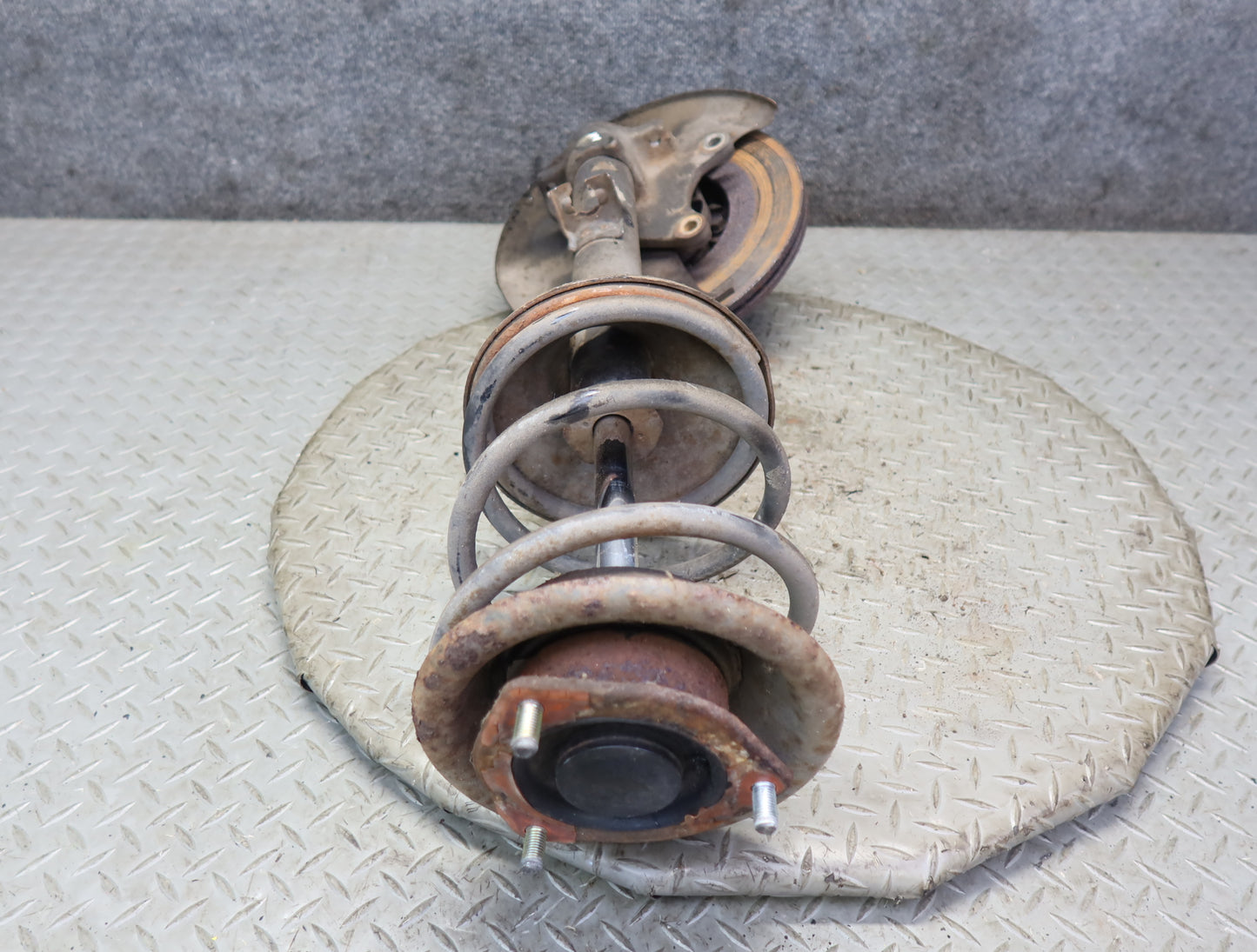 84-86 Nissan Z31 300ZX NA Front Right Spindle Knuckle Wheel Hub Strut Rotor OEM