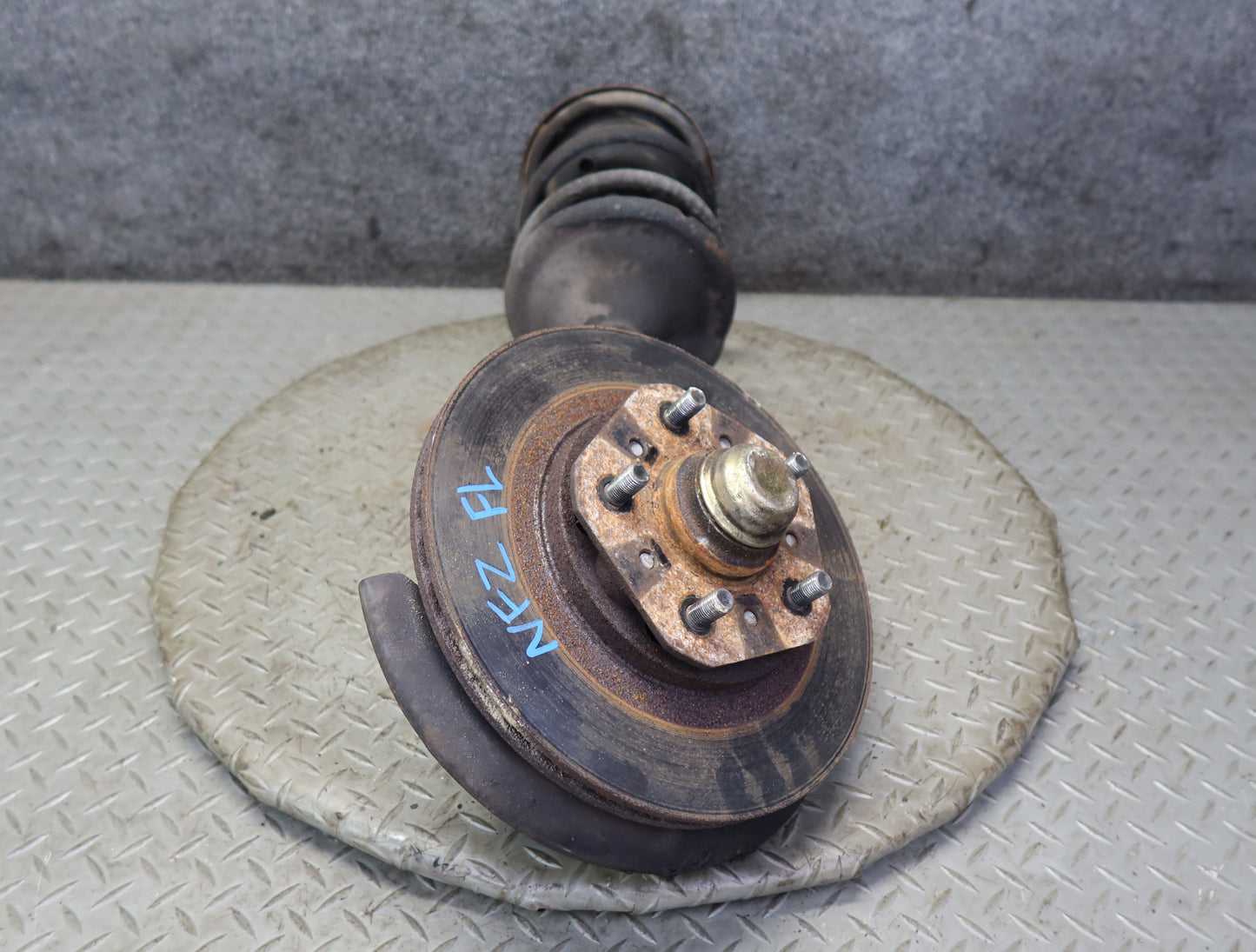 84-86 Nissan Z31 300ZX NA Front Left Spindle Knuckle Wheel Hub Strut Rotor OEM