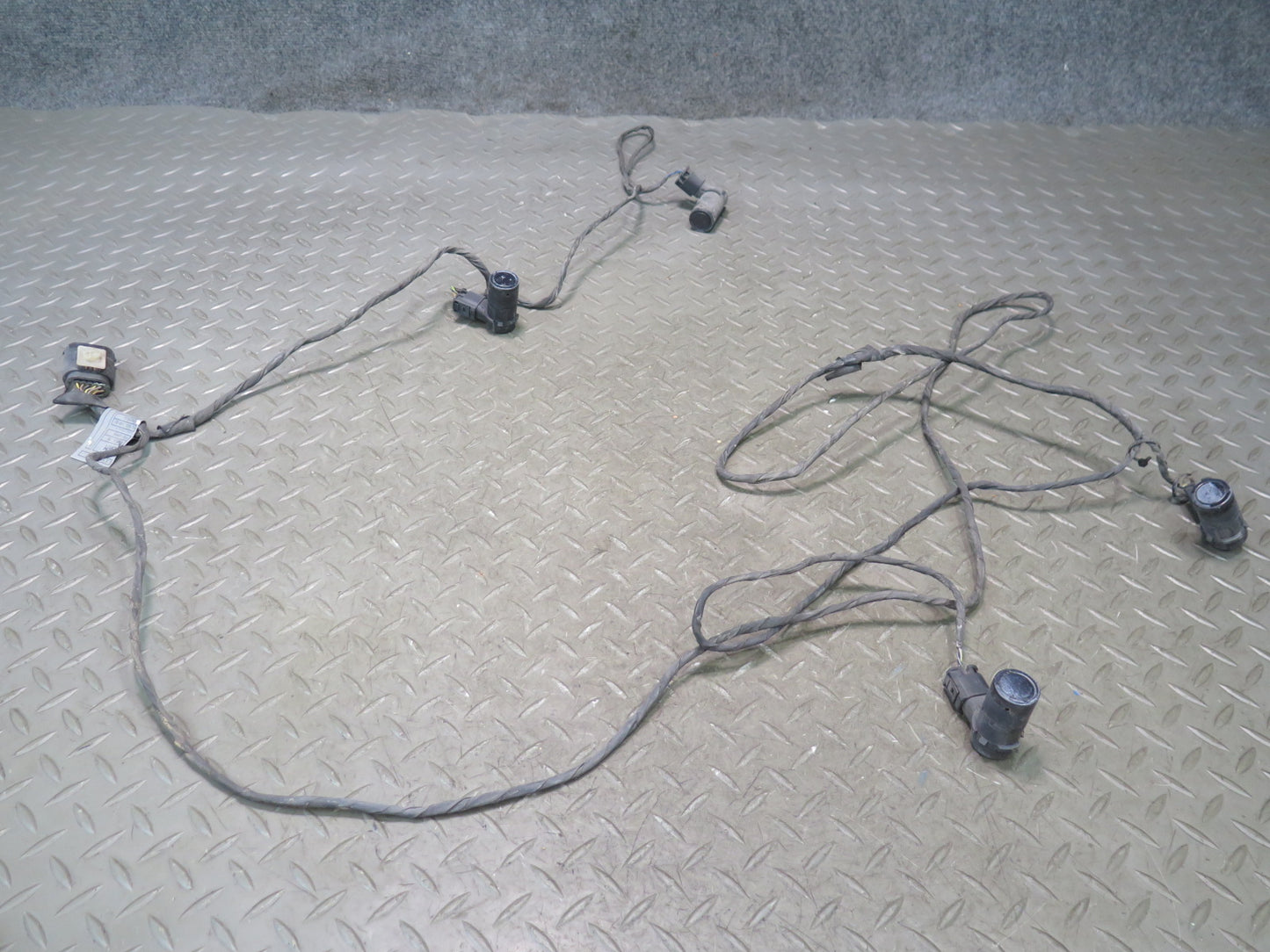 2004-2010 BMW E63 E64 M6 PDC Front Bumper Parking Sensor Wire Harness