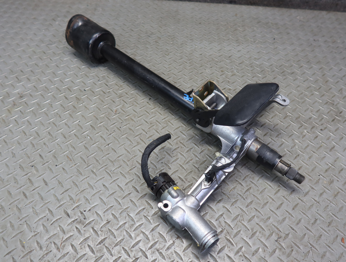 1985 Porsche 928 S Steering Column Ignition Door Glove Box Cylinder Lock KEY Set