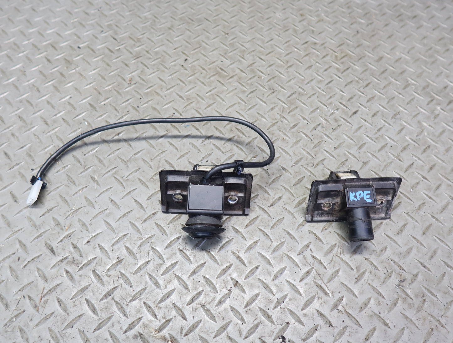 1985 Porsche 928 S Steering Column Ignition Door Glove Box Cylinder Lock KEY Set