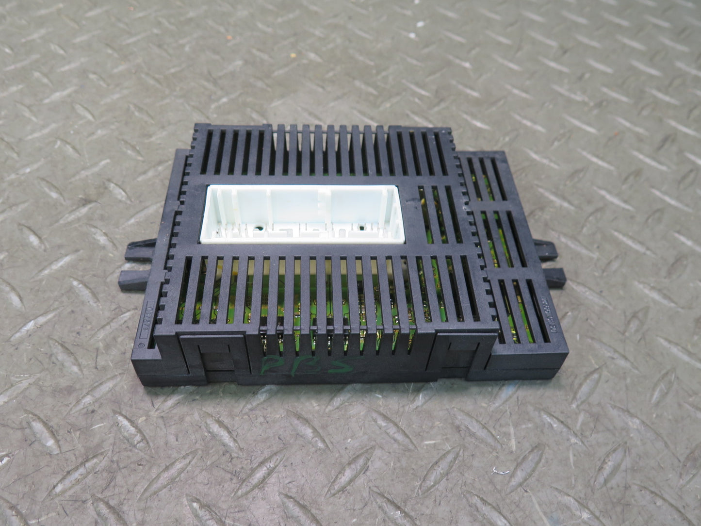 2006-2010 BMW E63 E64 M6 LCM Head Light Control Module LM II AHL